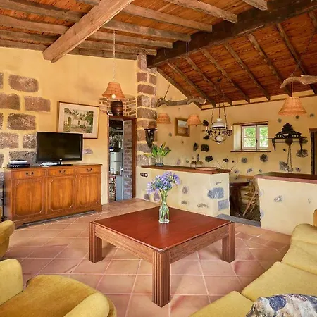 Arce Live Canarias Kır Evi *